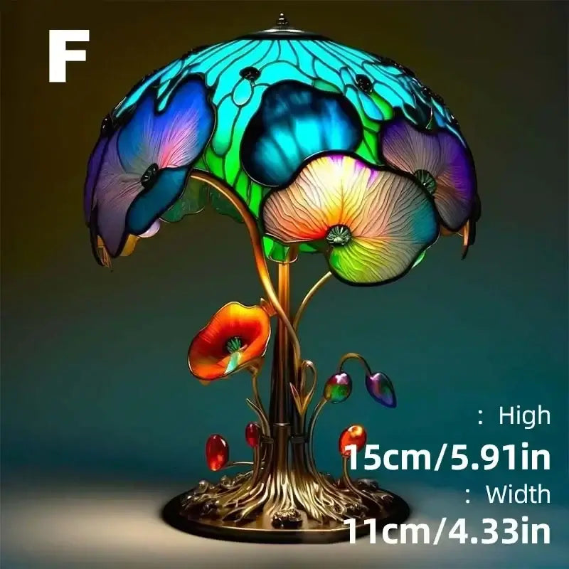 Stained glass table lamp F with floral design, 15cm high and 11cm wide. Part of the Stained Plant Series for decorative lighting.