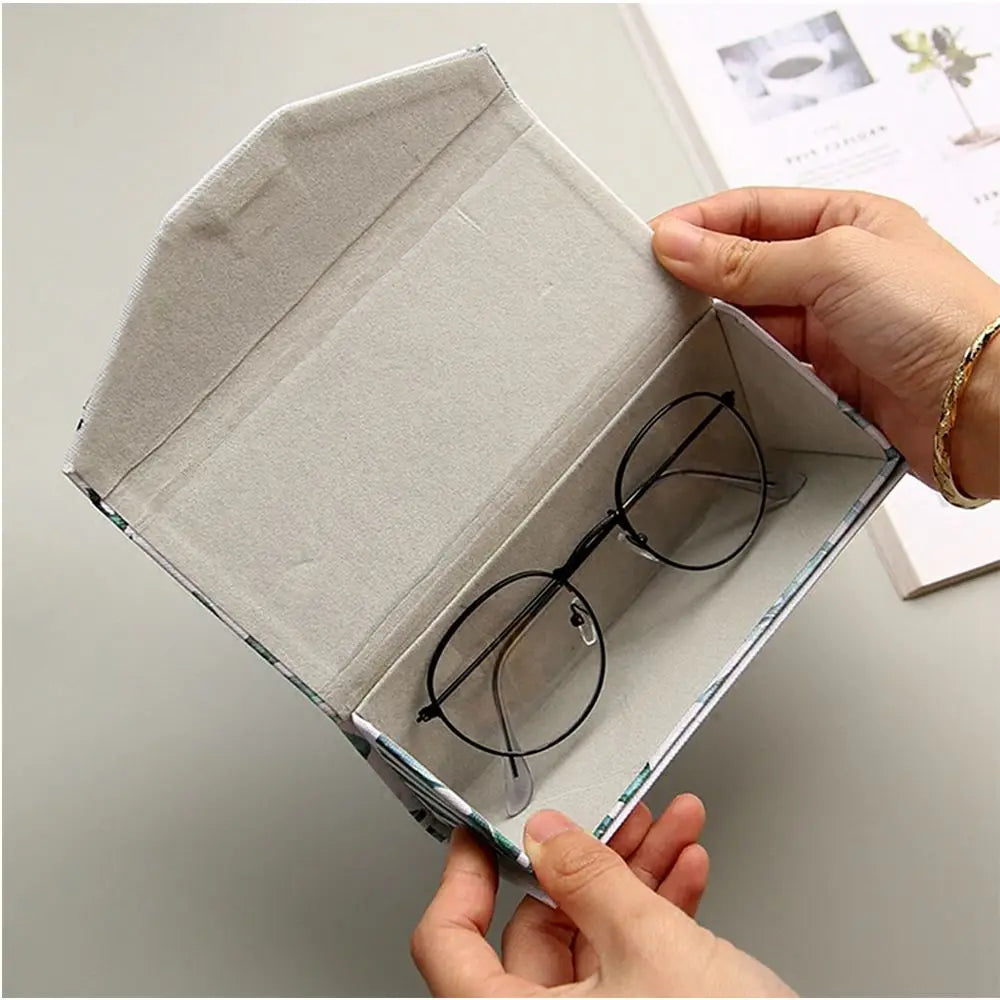 Triangular Foldable Eyeglasses Case